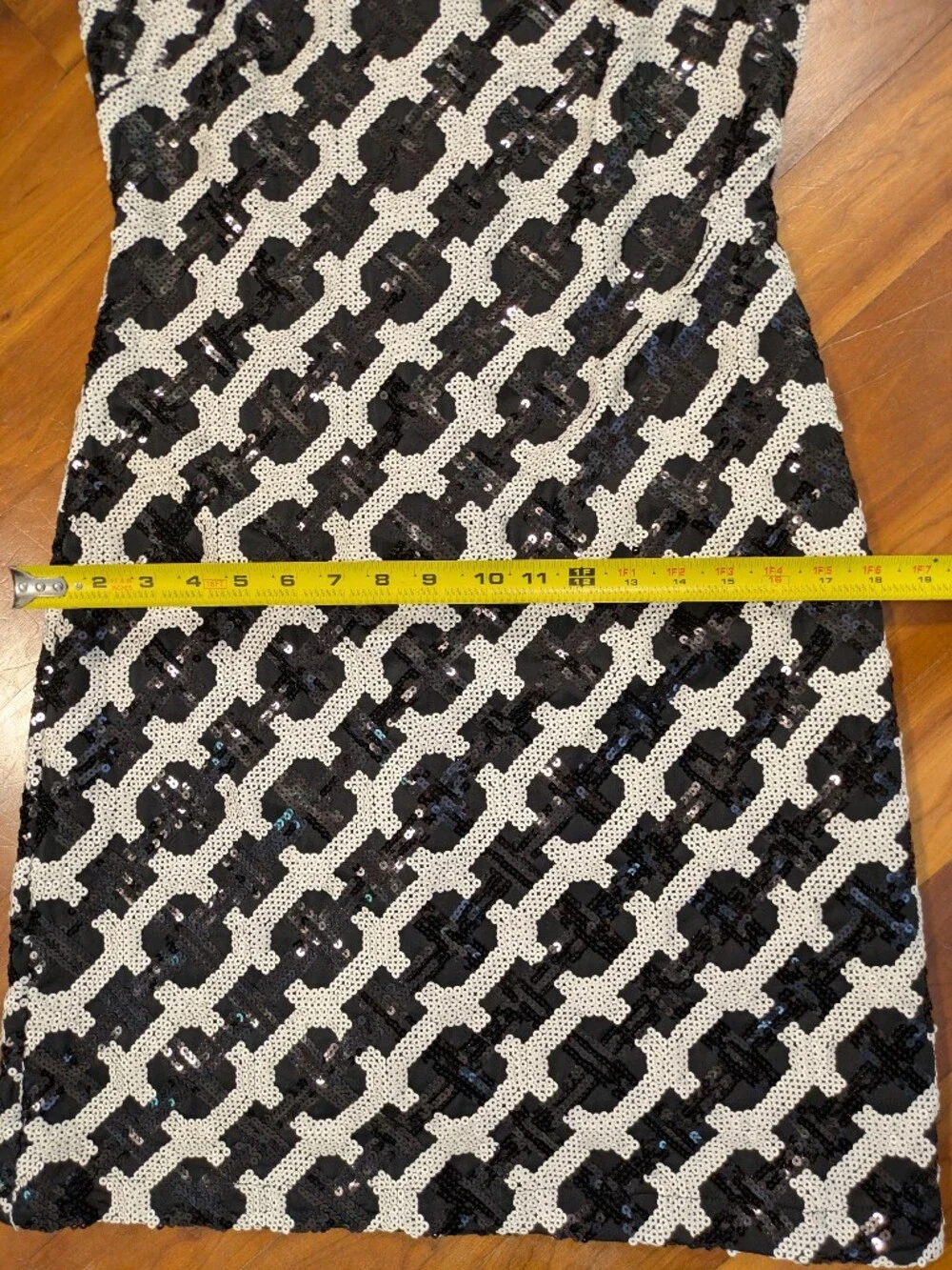 Taylor Black & White Sequin Shift Dress - Picture 8 of 9